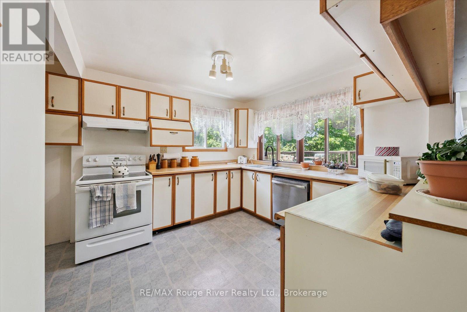 739 MARBLE POINT ROAD - 8