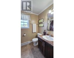 285 Bayview Street thumbnail 31