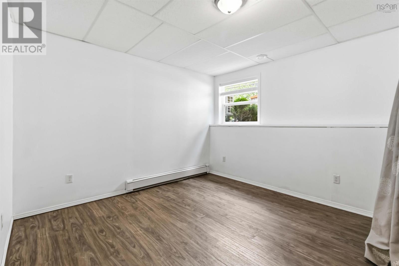 109 North Green Road - 30