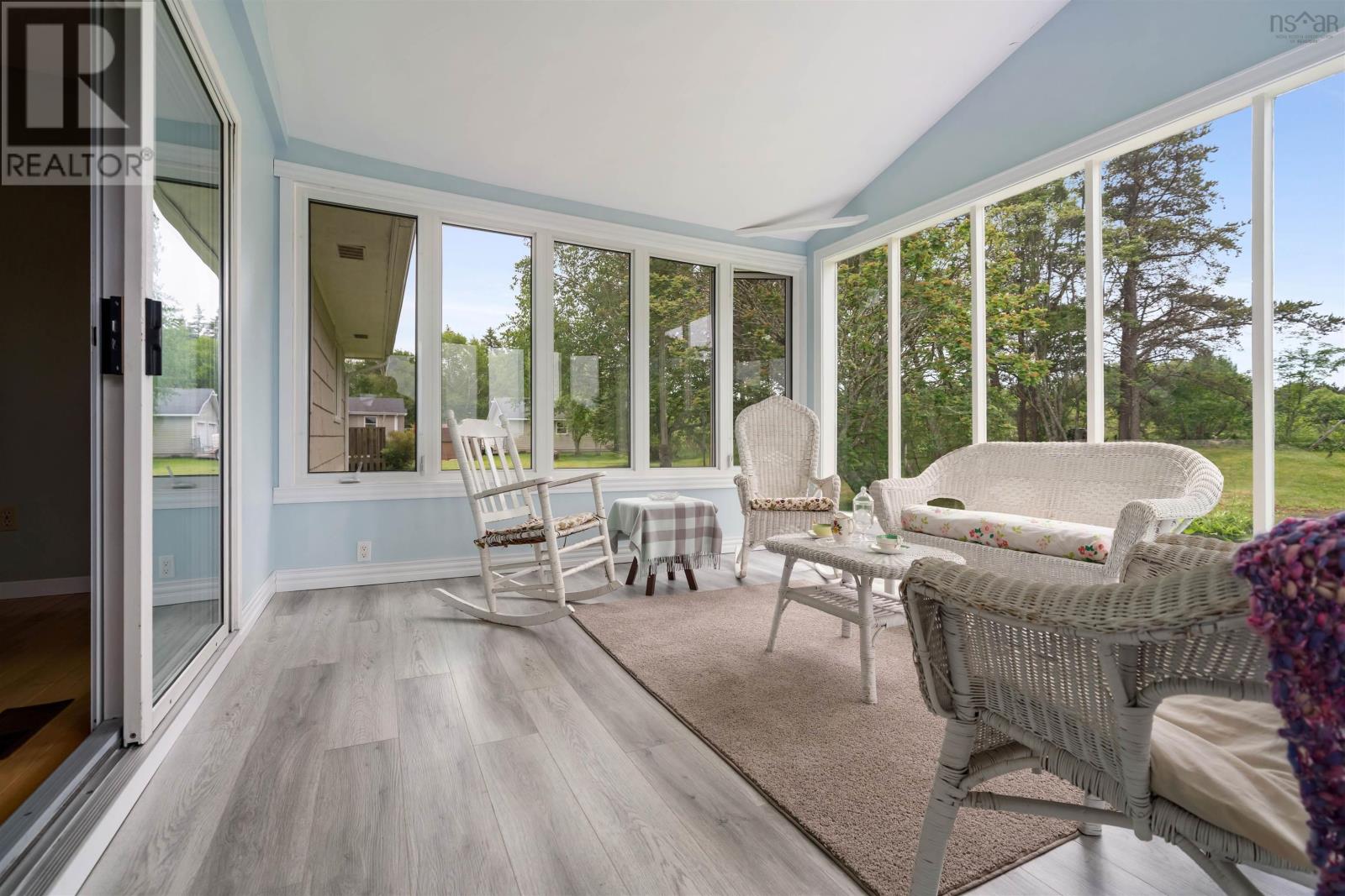 44 Meadow Park Drive - 29