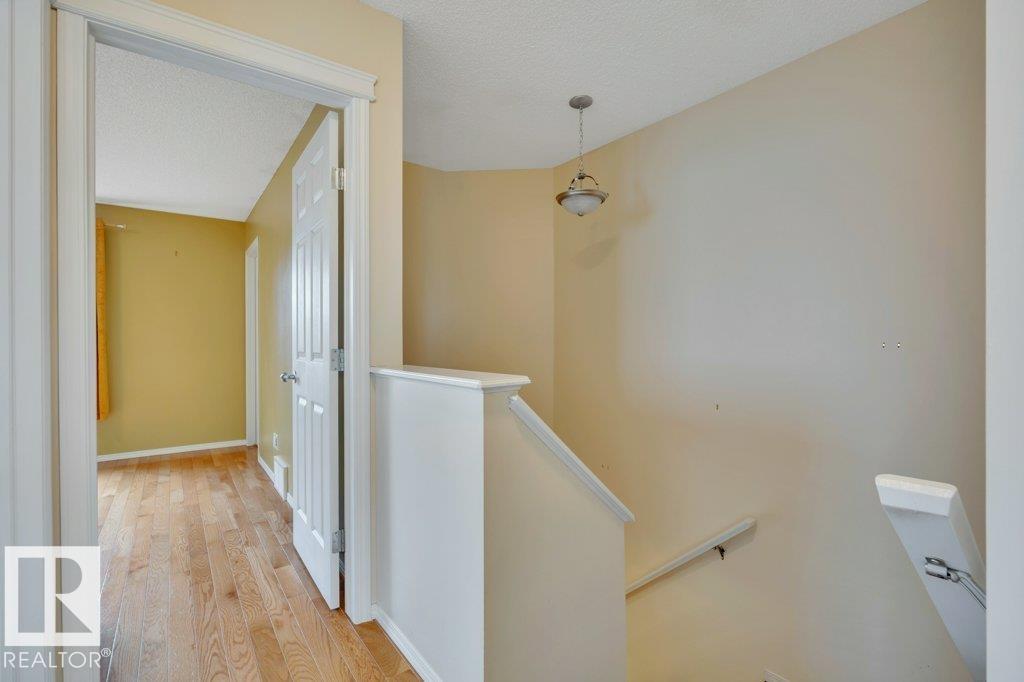 7948 13 AV SW - 19