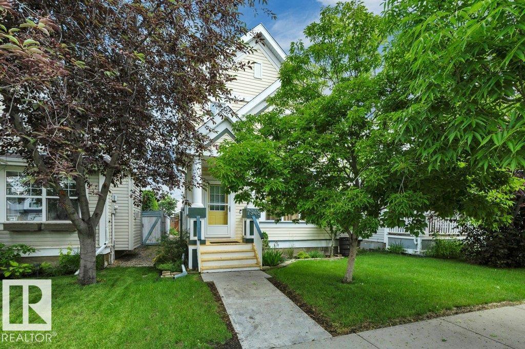 7948 13 AV SW - 2