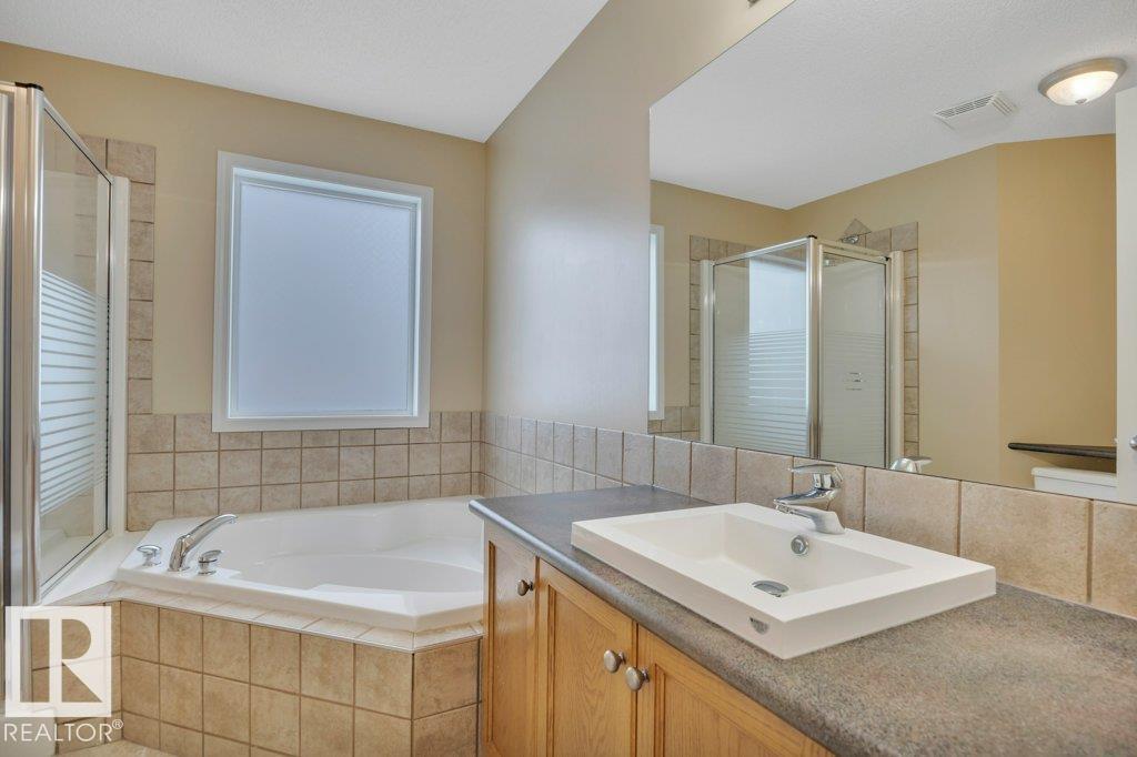 7948 13 AV SW - 29