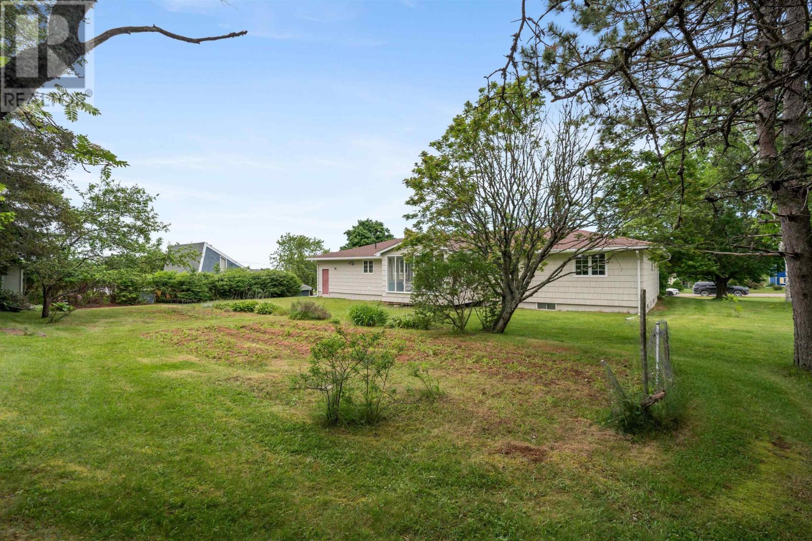 44 Meadow Park Drive - 9