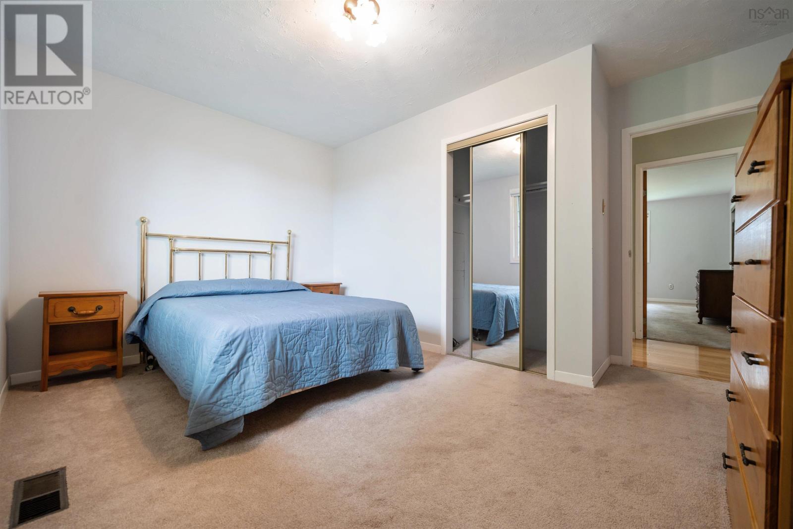 44 Meadow Park Drive - 39