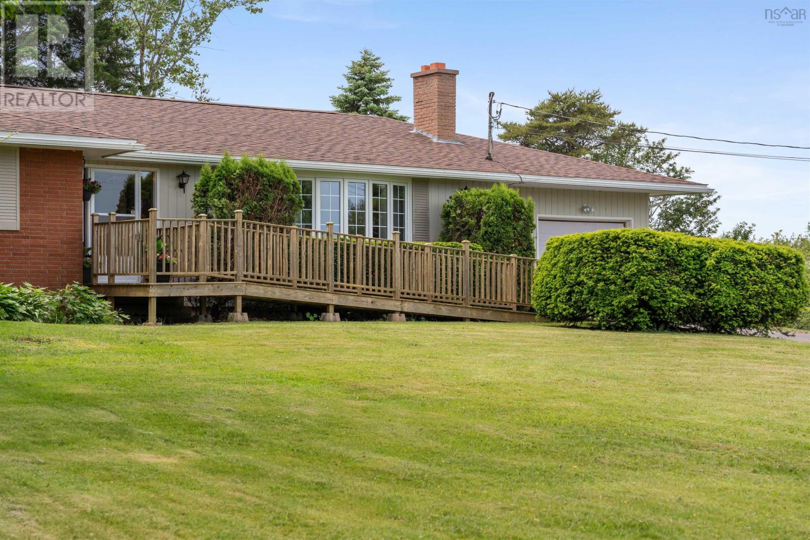 44 Meadow Park Drive - 5