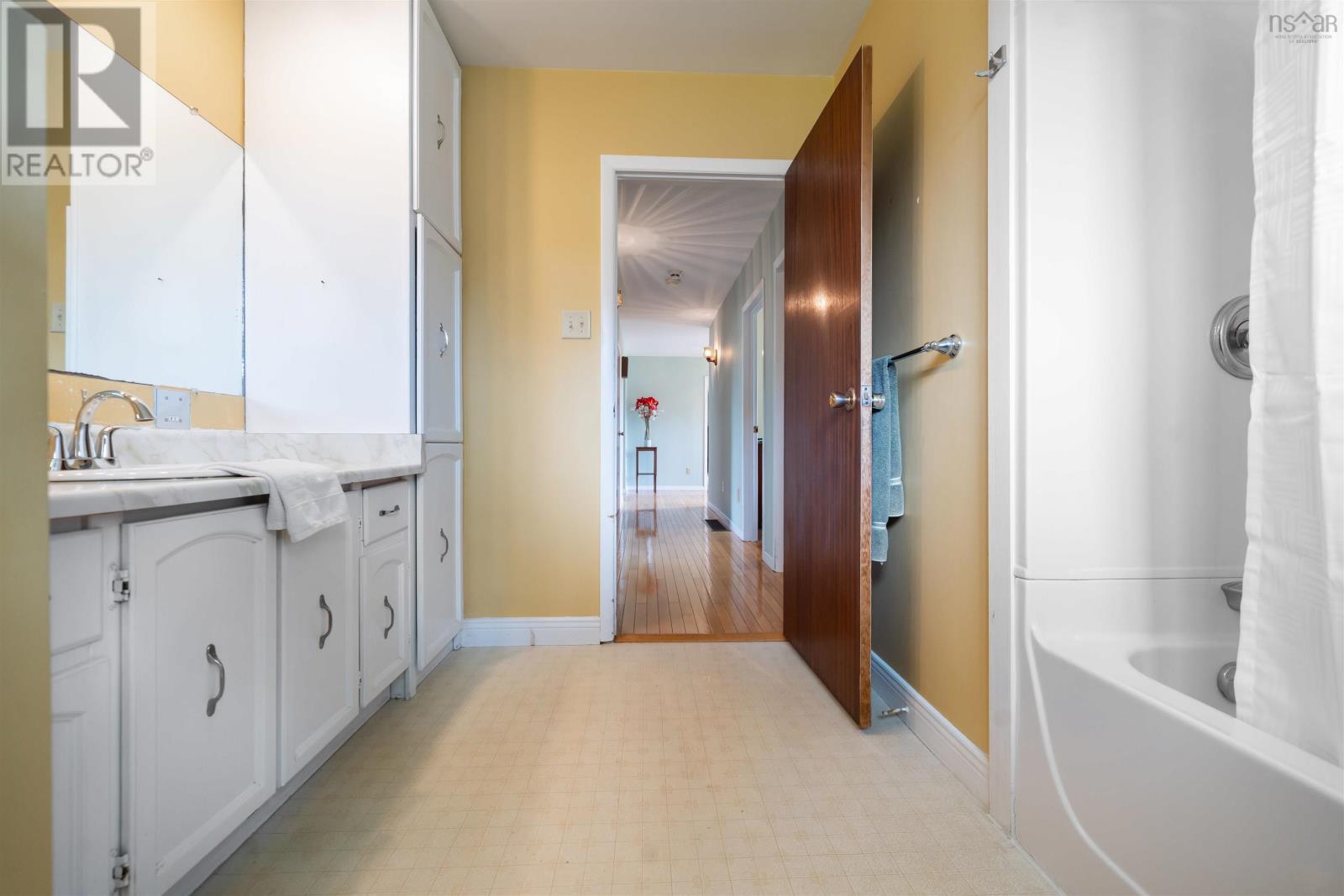 44 Meadow Park Drive - 42