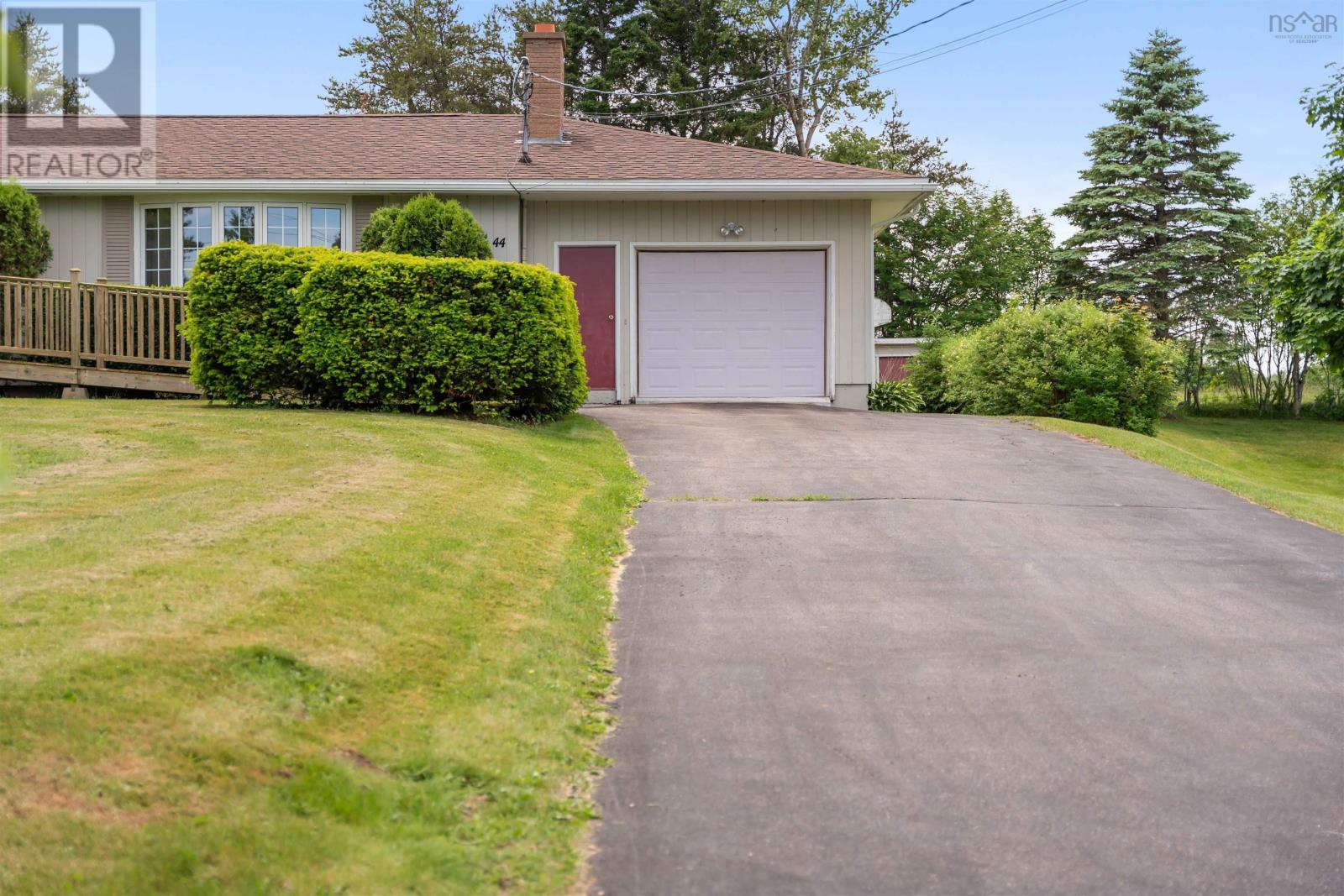 44 Meadow Park Drive - 6