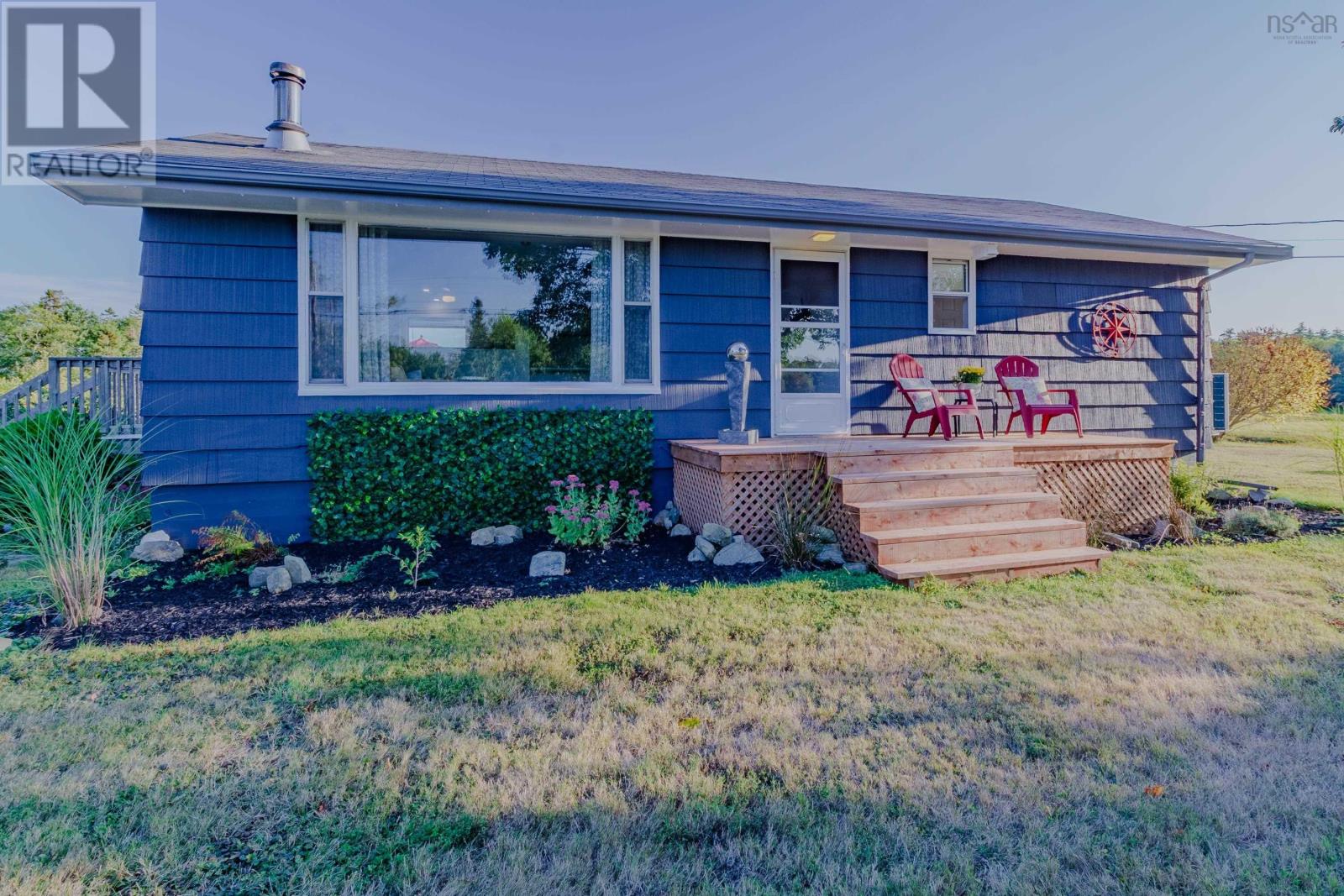 7192 Highway 308 - 1