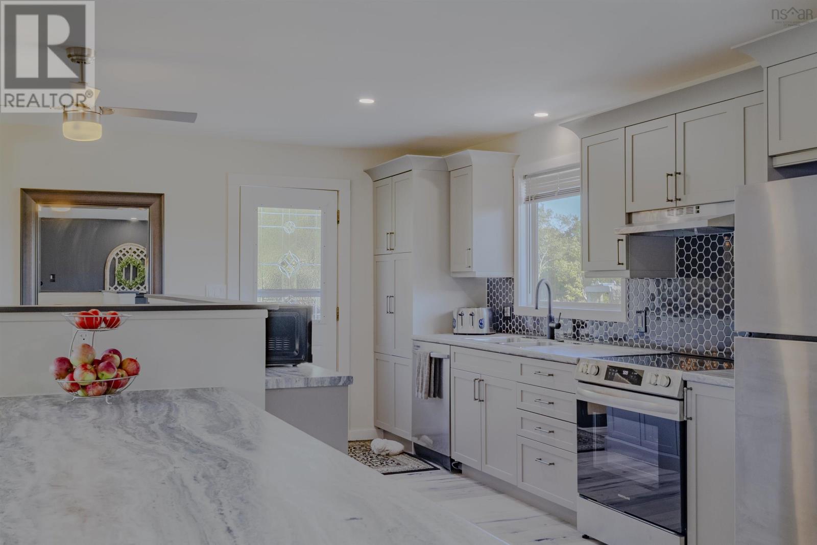 7192 Highway 308 - 5