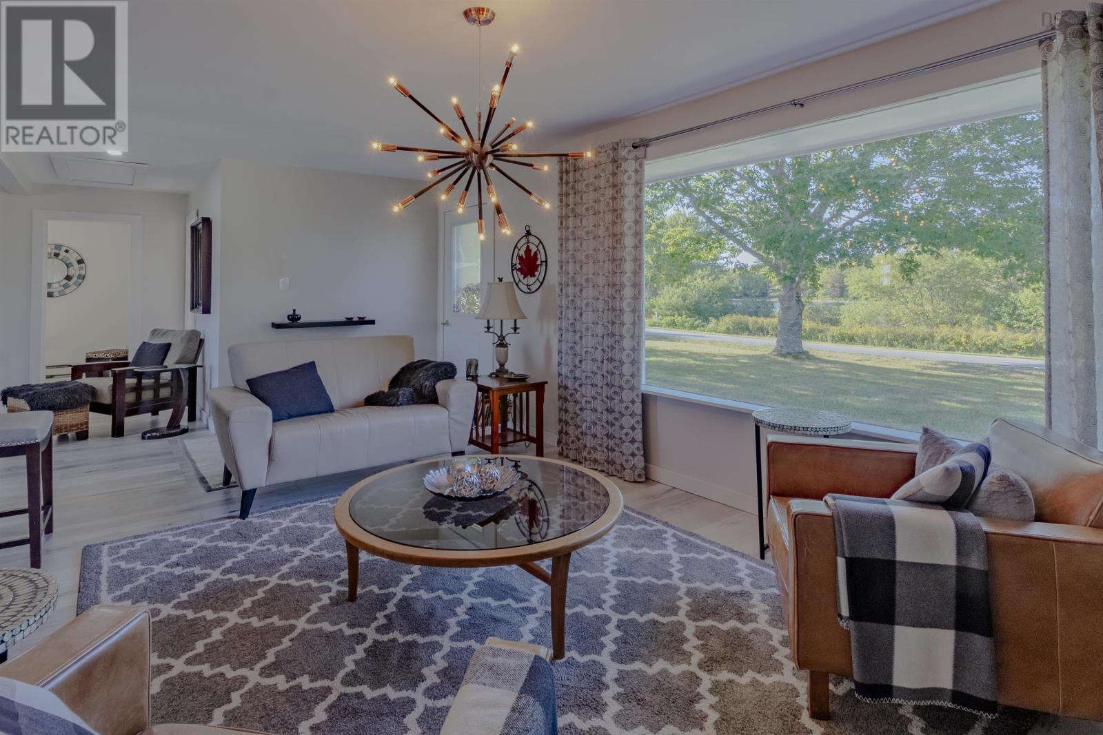 7192 Highway 308 - 12