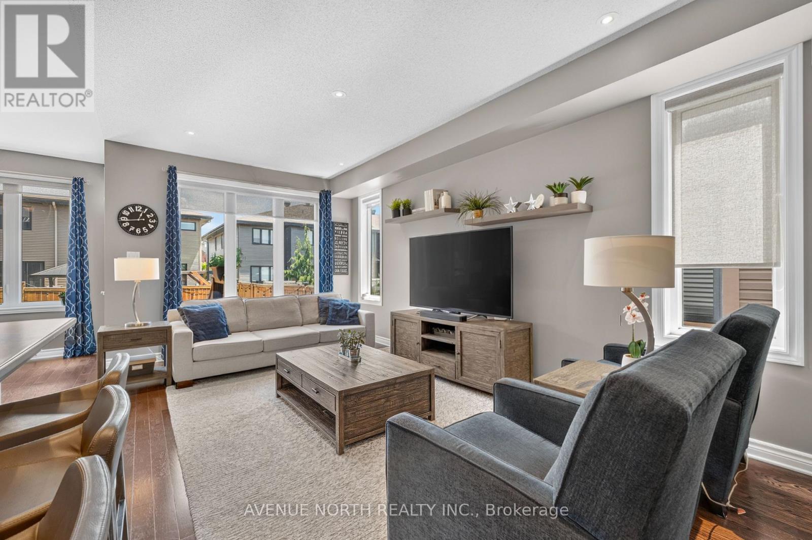 519 ROUNCEY ROAD - 12