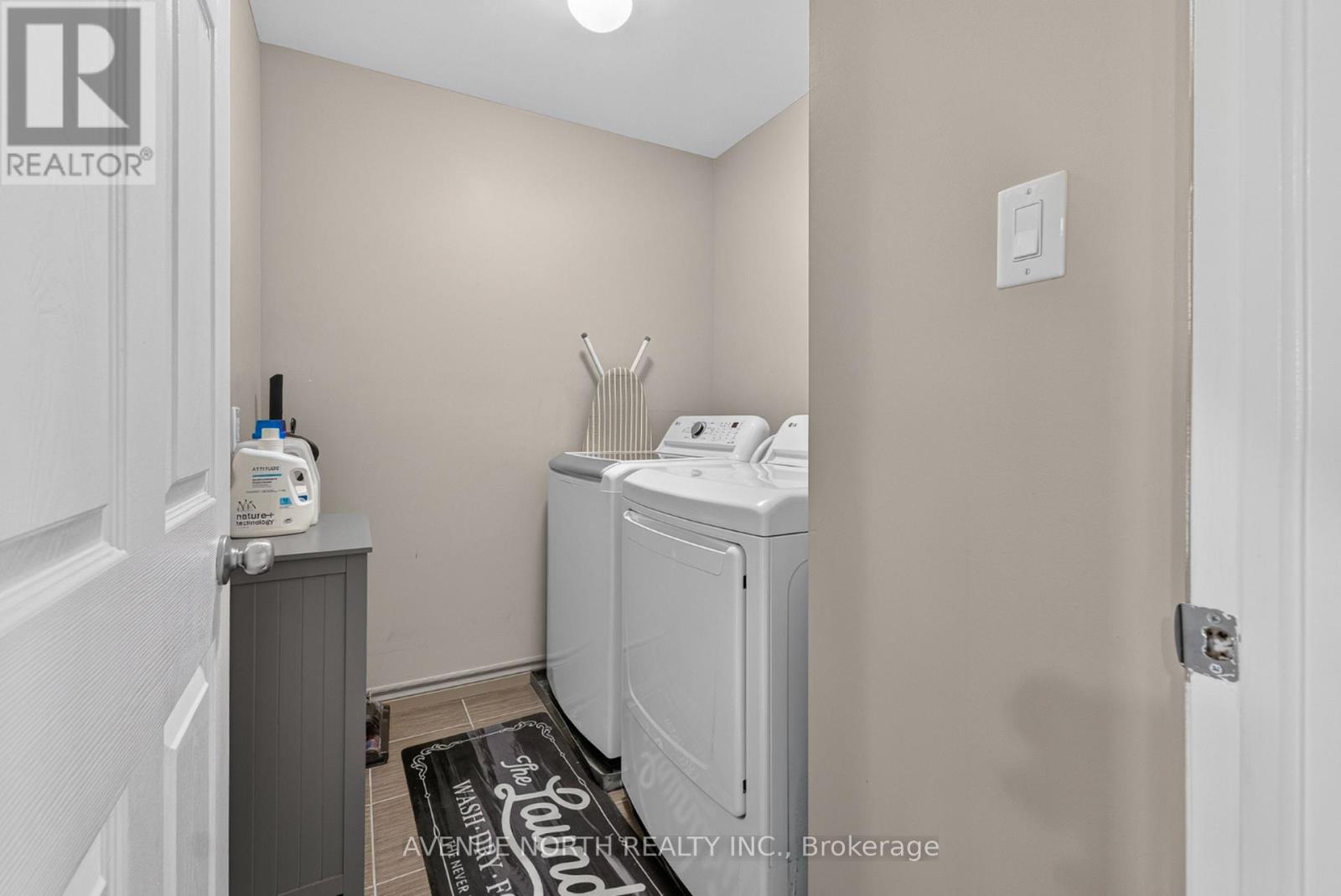 519 ROUNCEY ROAD - 19