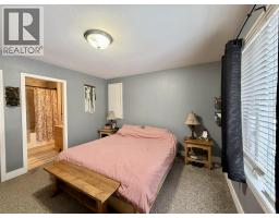 4745 Anzeeon Road, 108 Mile Ranch, BC V0K2Z0 Photo 19