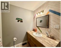 4745 Anzeeon Road, 108 Mile Ranch, BC V0K2Z0 Photo 21