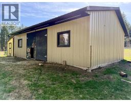 4745 Anzeeon Road, 108 Mile Ranch, BC V0K2Z0 Photo 31