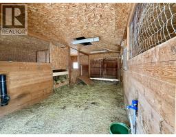 4745 Anzeeon Road, 108 Mile Ranch, BC V0K2Z0 Photo 33