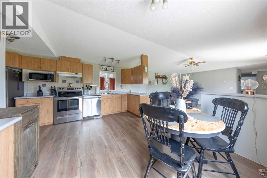 210 1 Street E - 11