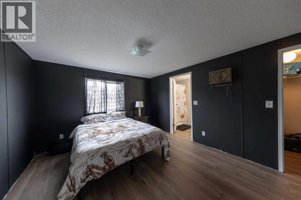 210 1 Street E - 20