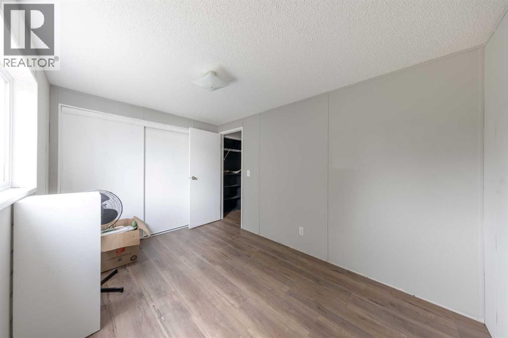 210 1 Street E - 29