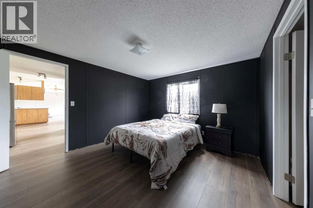 210 1 Street E - 24