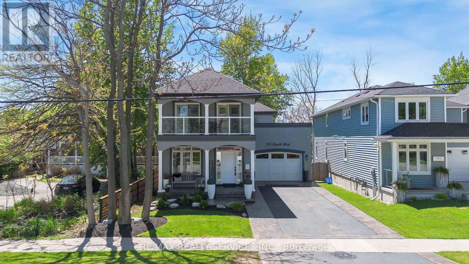 958 BEACH BOULEVARD - 50