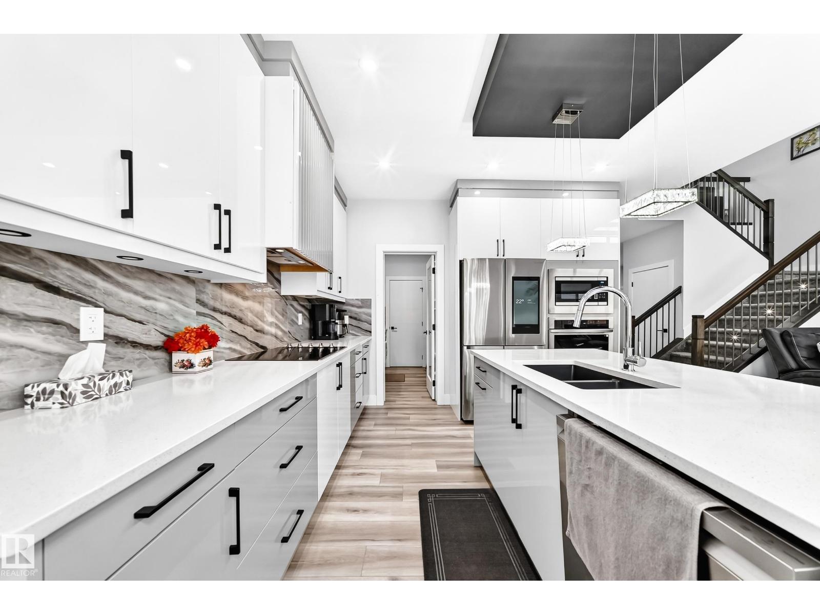 3207 160 ST SW - 11