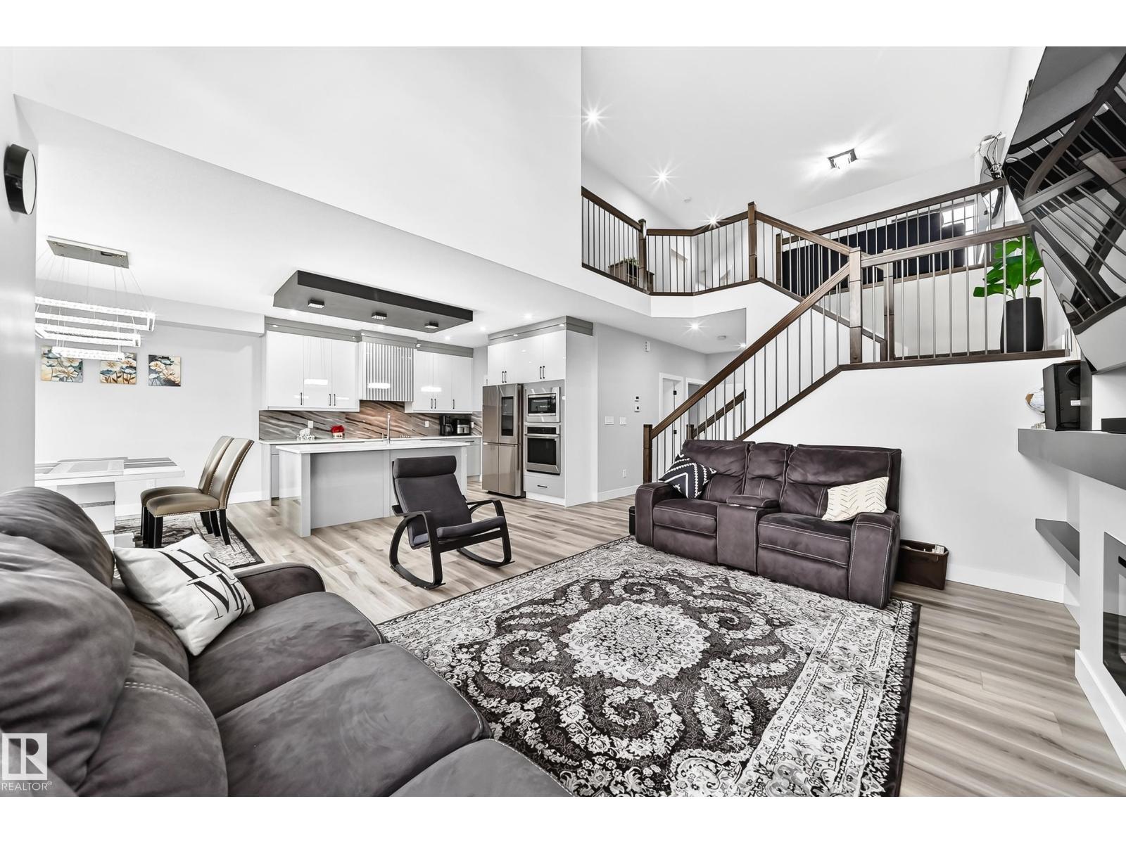 3207 160 ST SW - 19