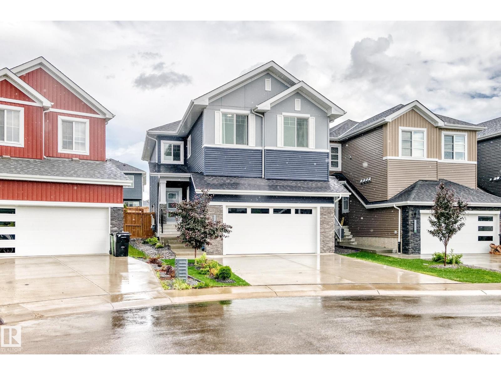 3207 160 ST SW - 2
