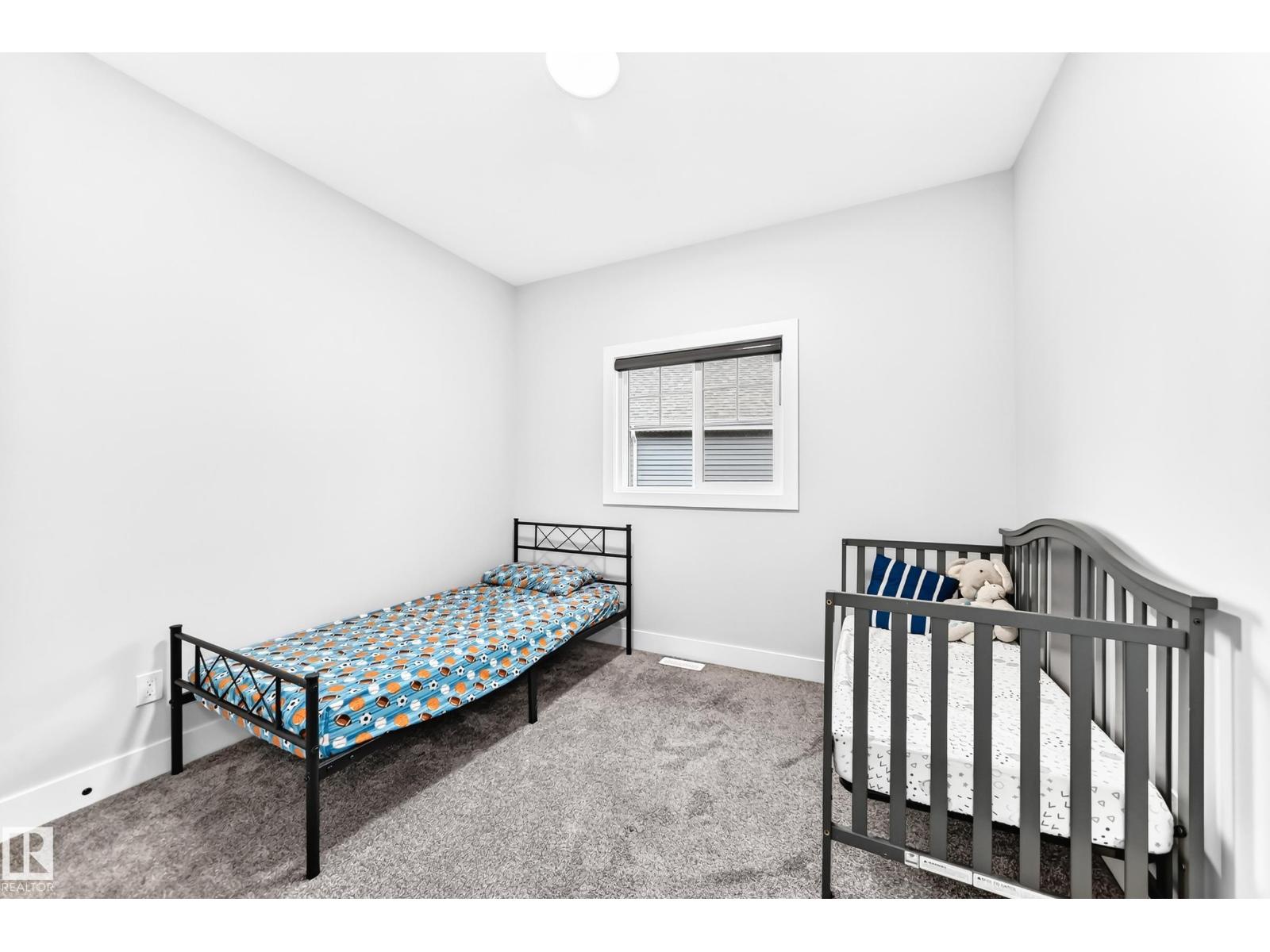 3207 160 ST SW - 40