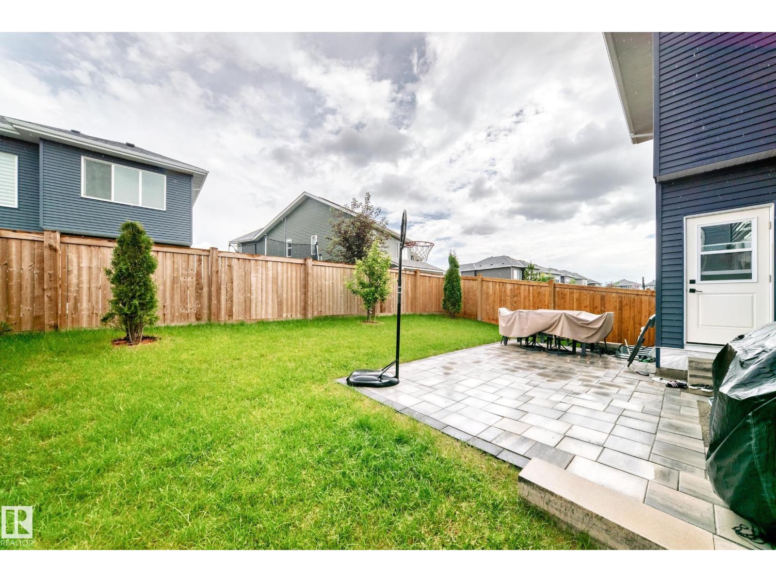 3207 160 ST SW - 63