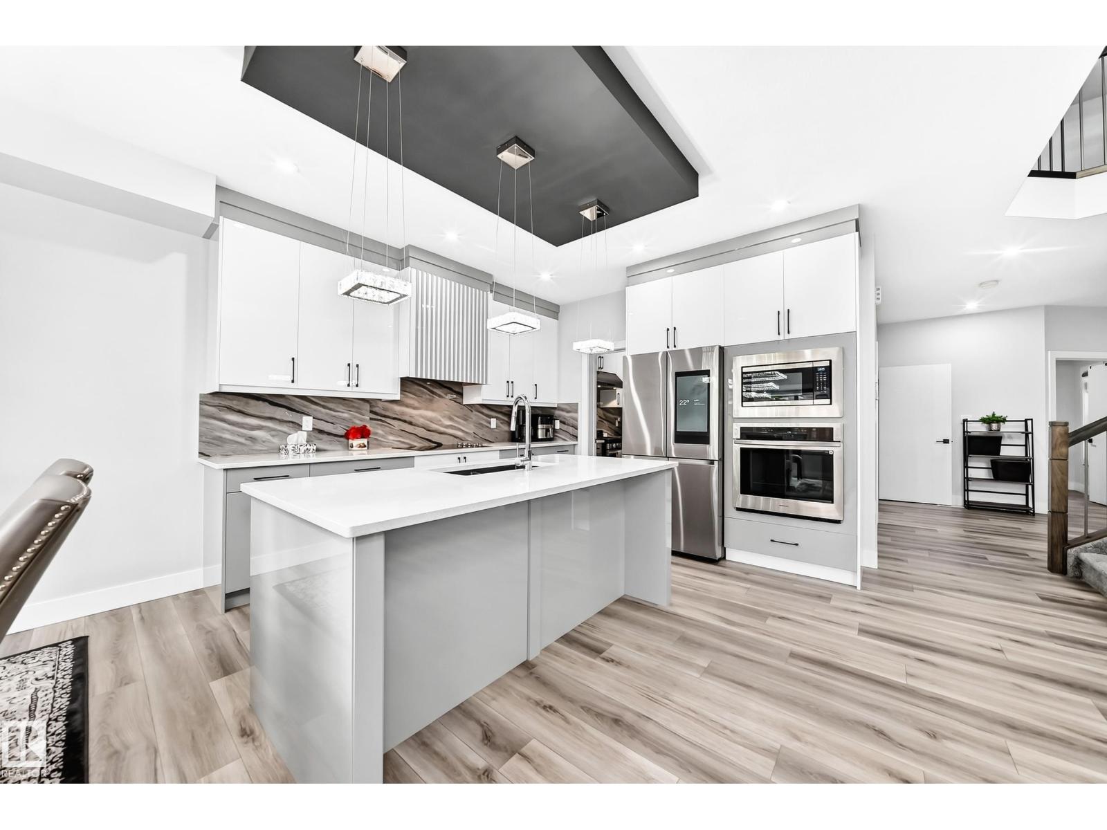 3207 160 ST SW - 9
