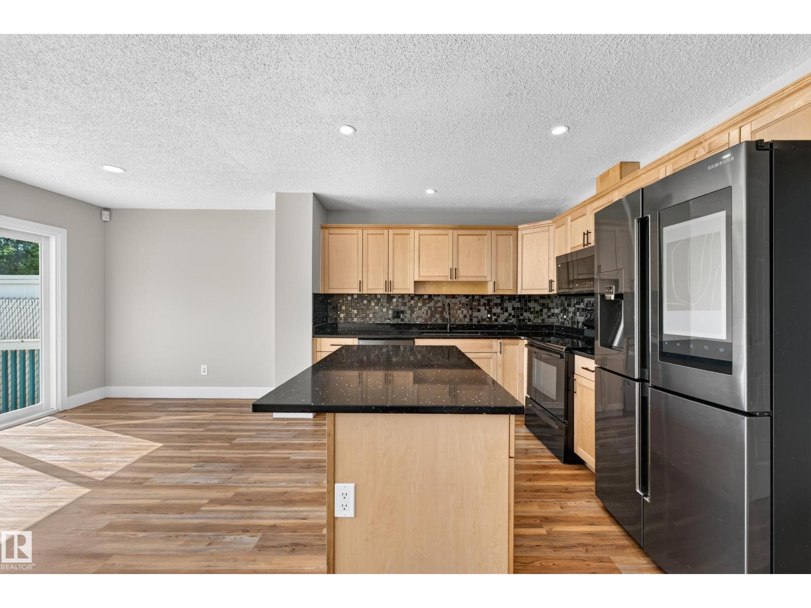 13449 33 ST NW — photo 7