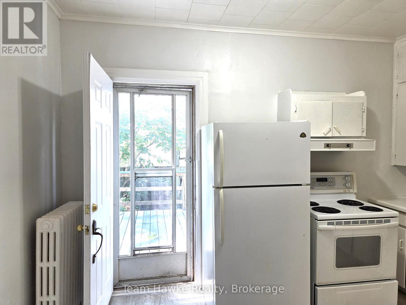 405 DOMINION AVENUE - 13