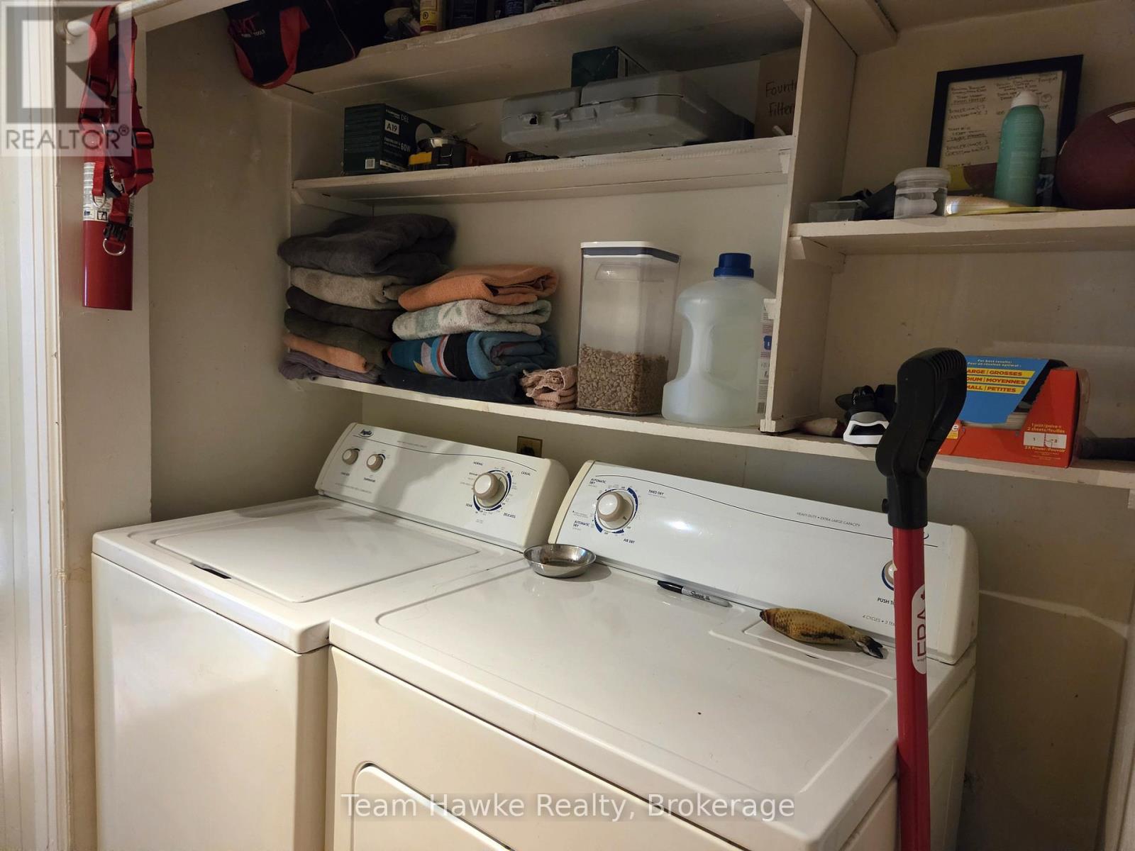 405 DOMINION AVENUE - 10
