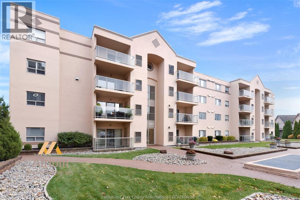 #315 310 VILLAGE GROVE DRIVE - 1