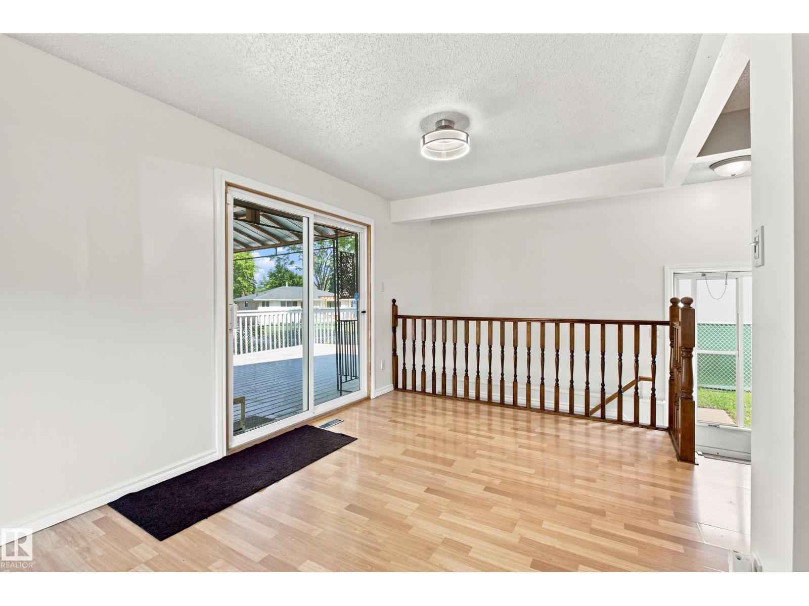 2 MORELAND RD — photo 9