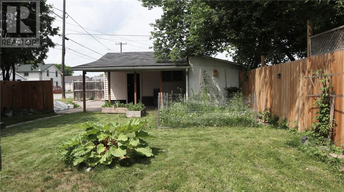 356 St. George Street - 23