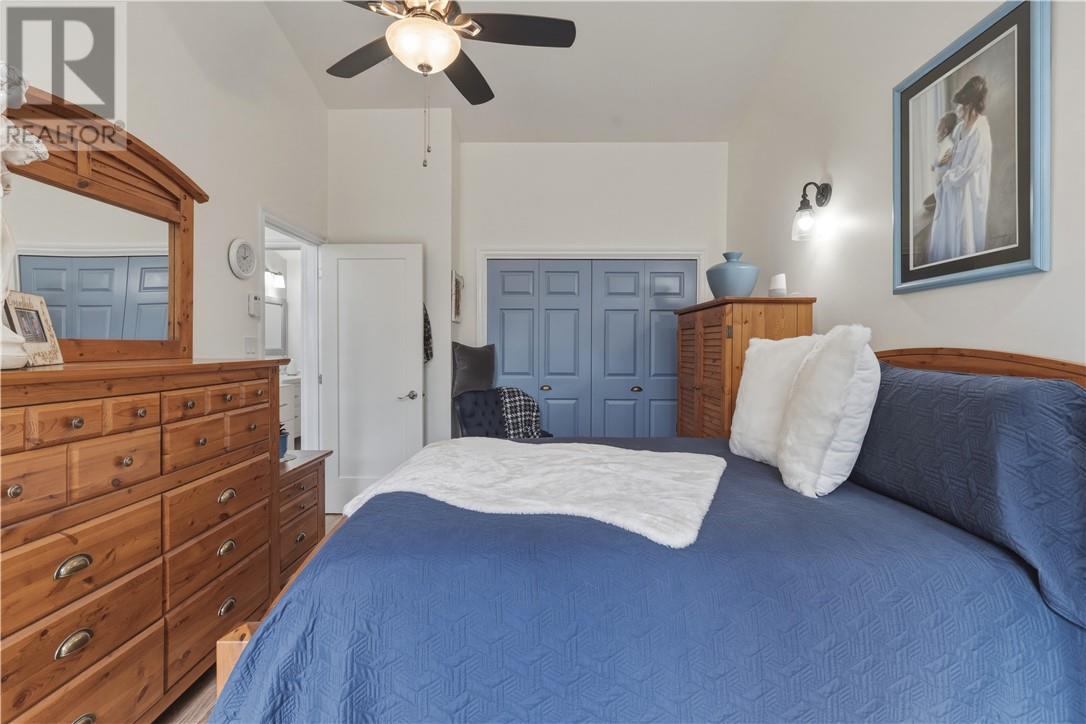 1386 Bay Estates Road S - 18