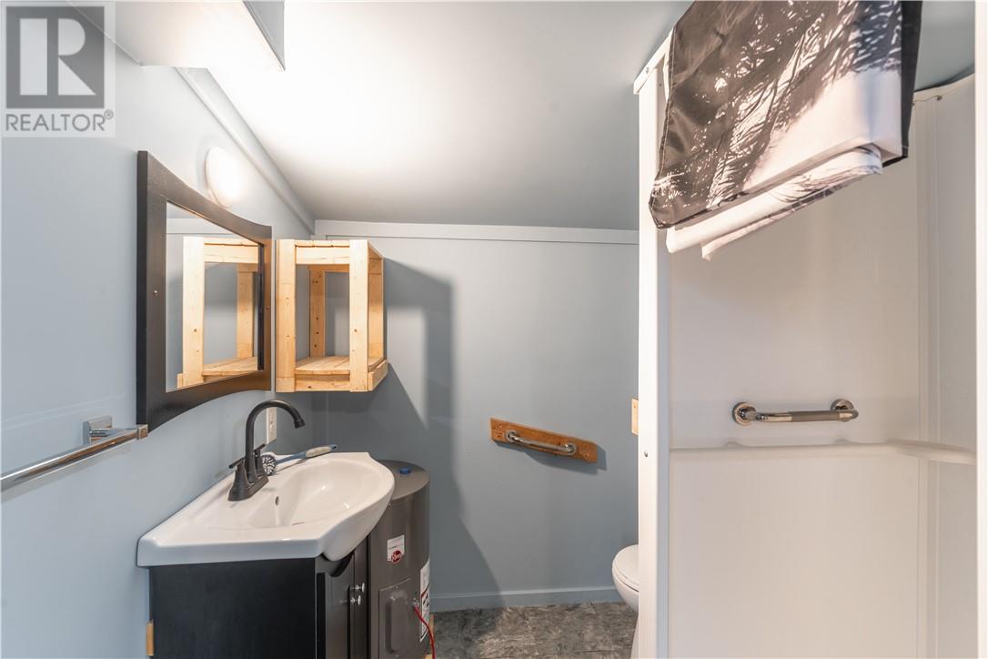 1386 Bay Estates Road S - 34