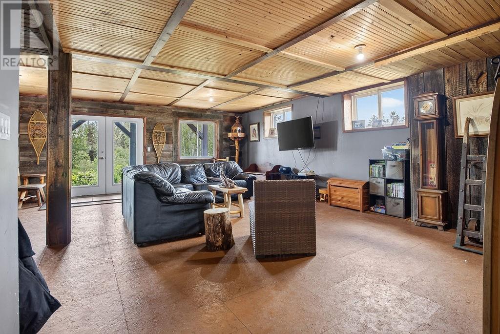364 Rabbit Trail Road - 24