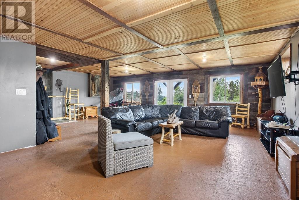 364 Rabbit Trail Road - 26