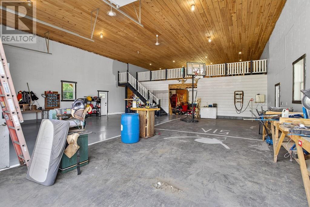 364 Rabbit Trail Road - 31