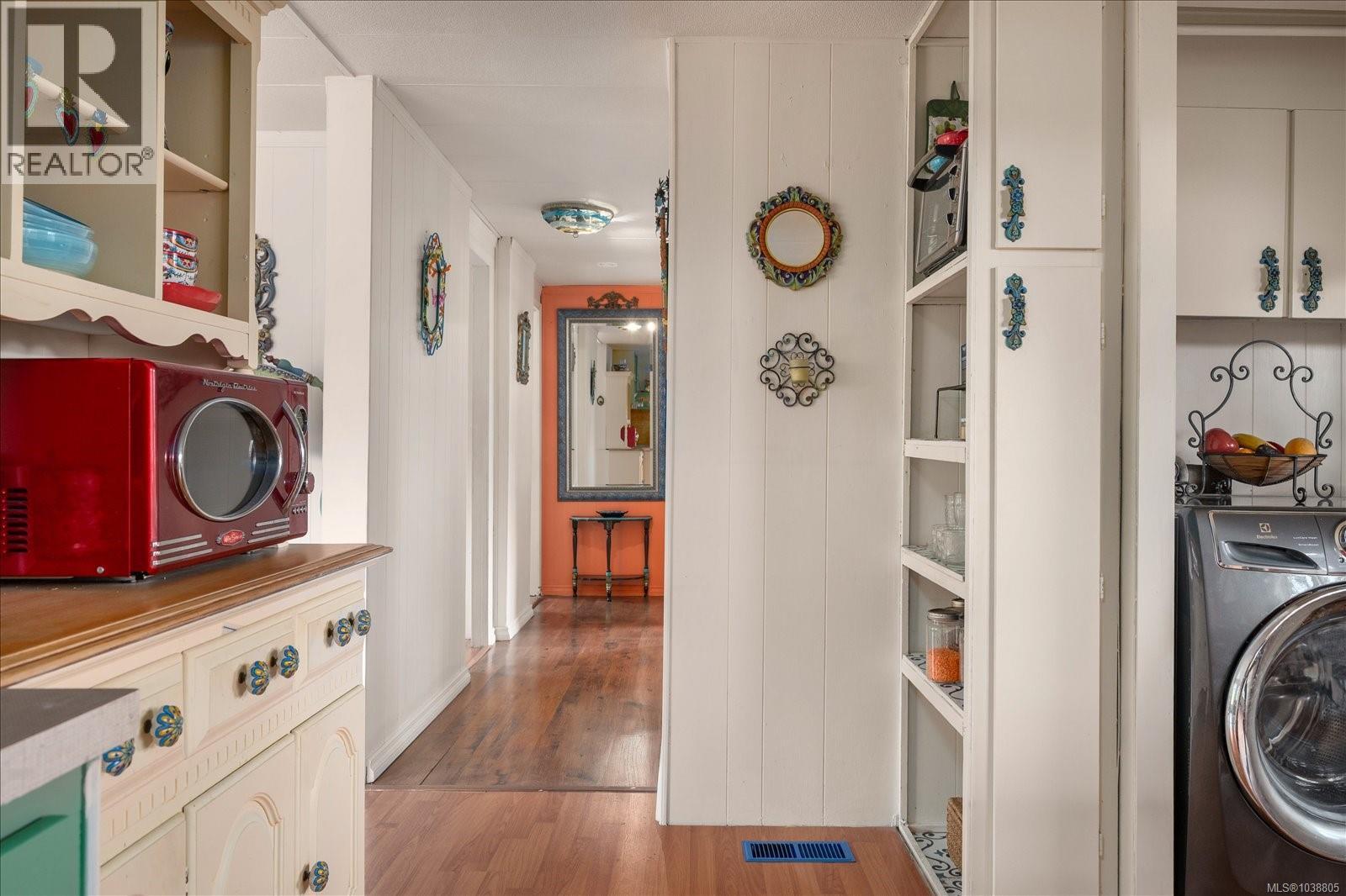 #1 129 Meridian Way - 16
