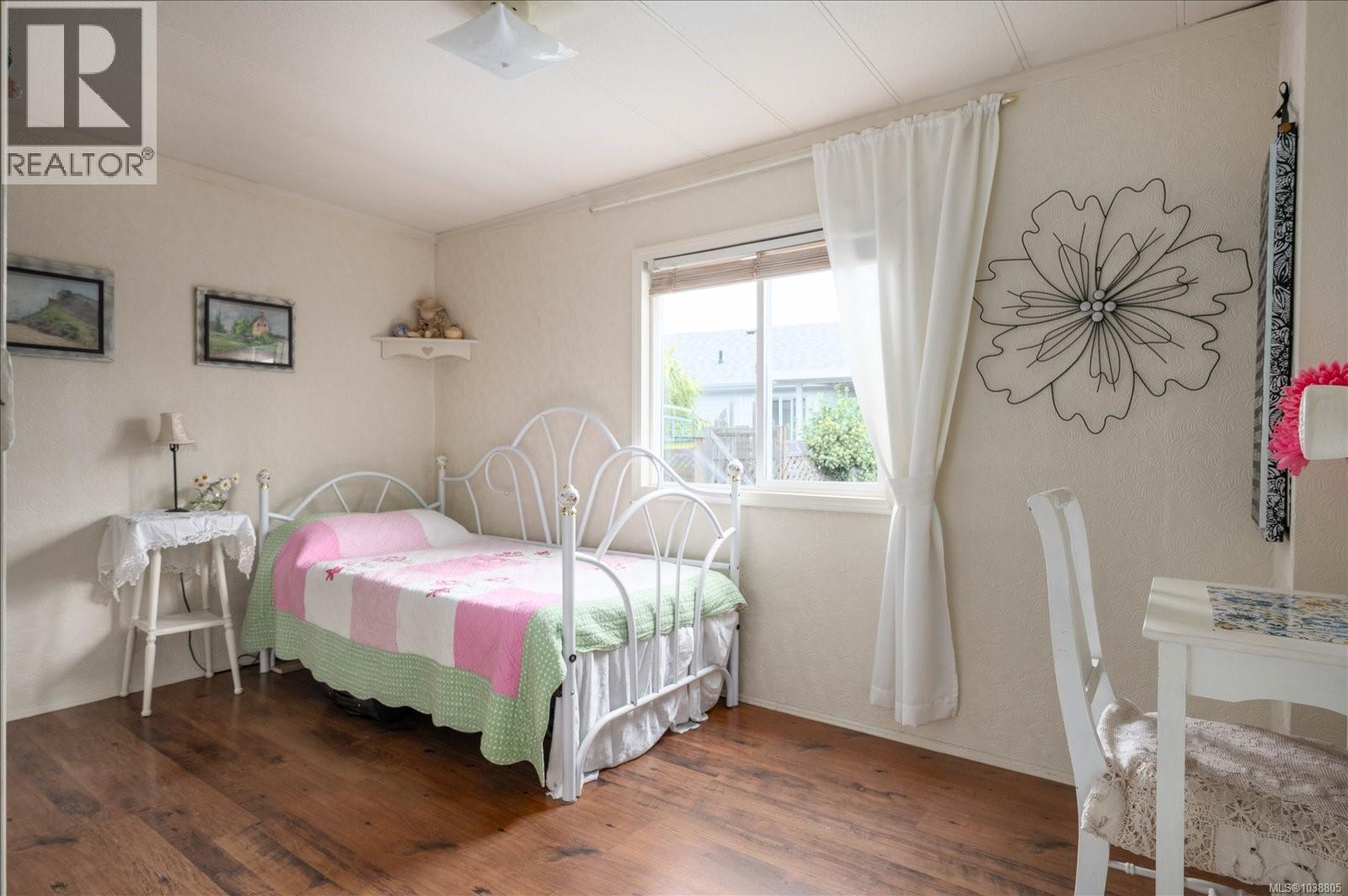 #1 129 Meridian Way - 21