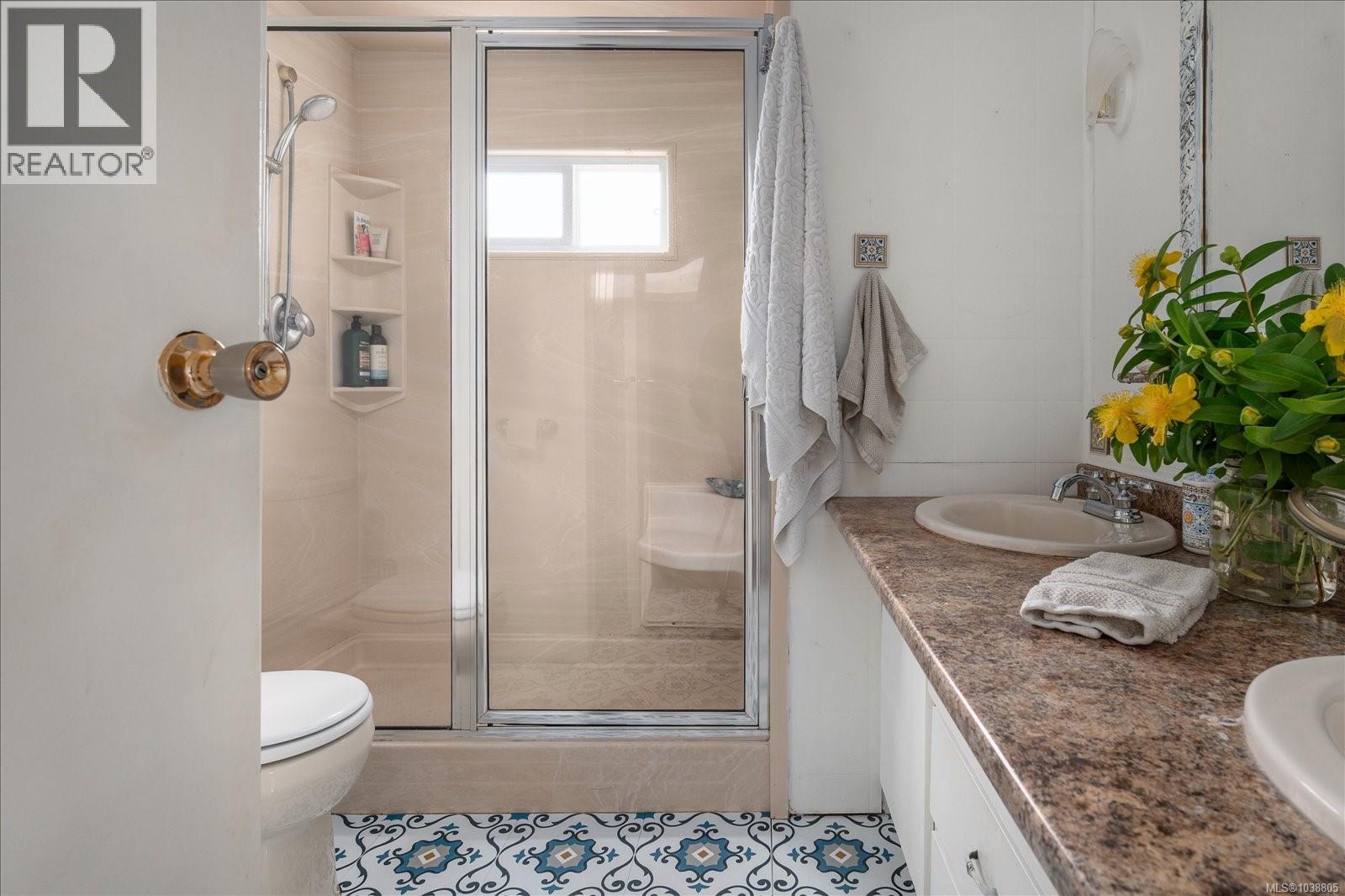 #1 129 Meridian Way - 24