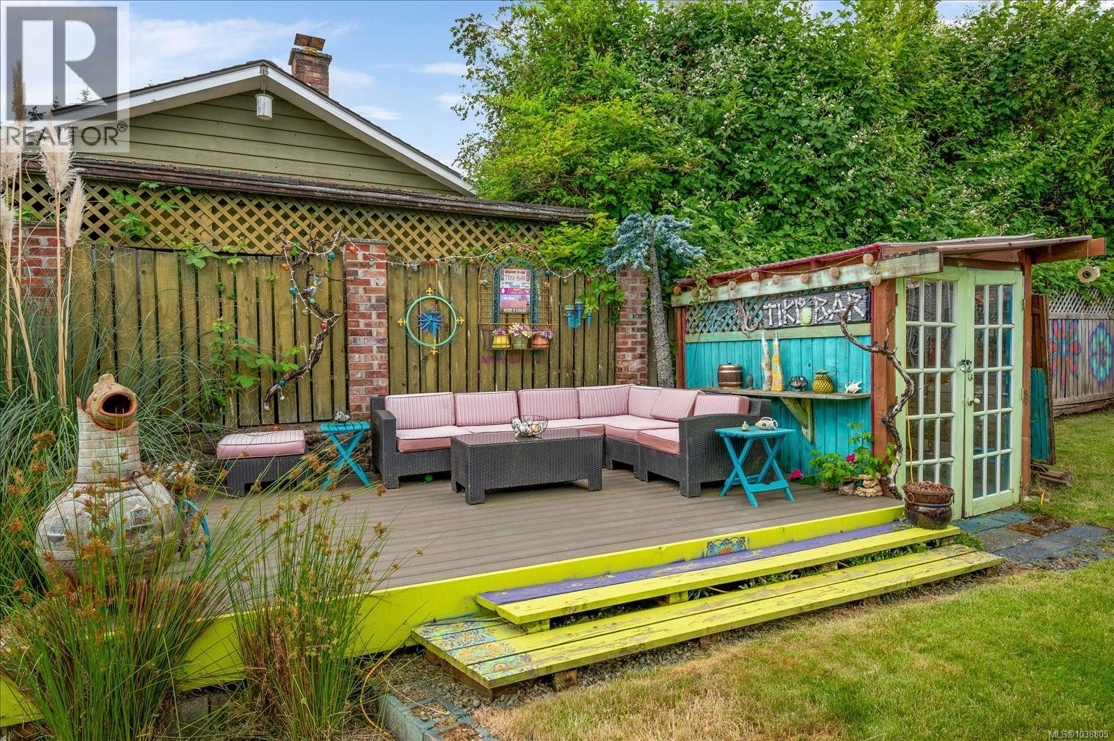 #1 129 Meridian Way - 35