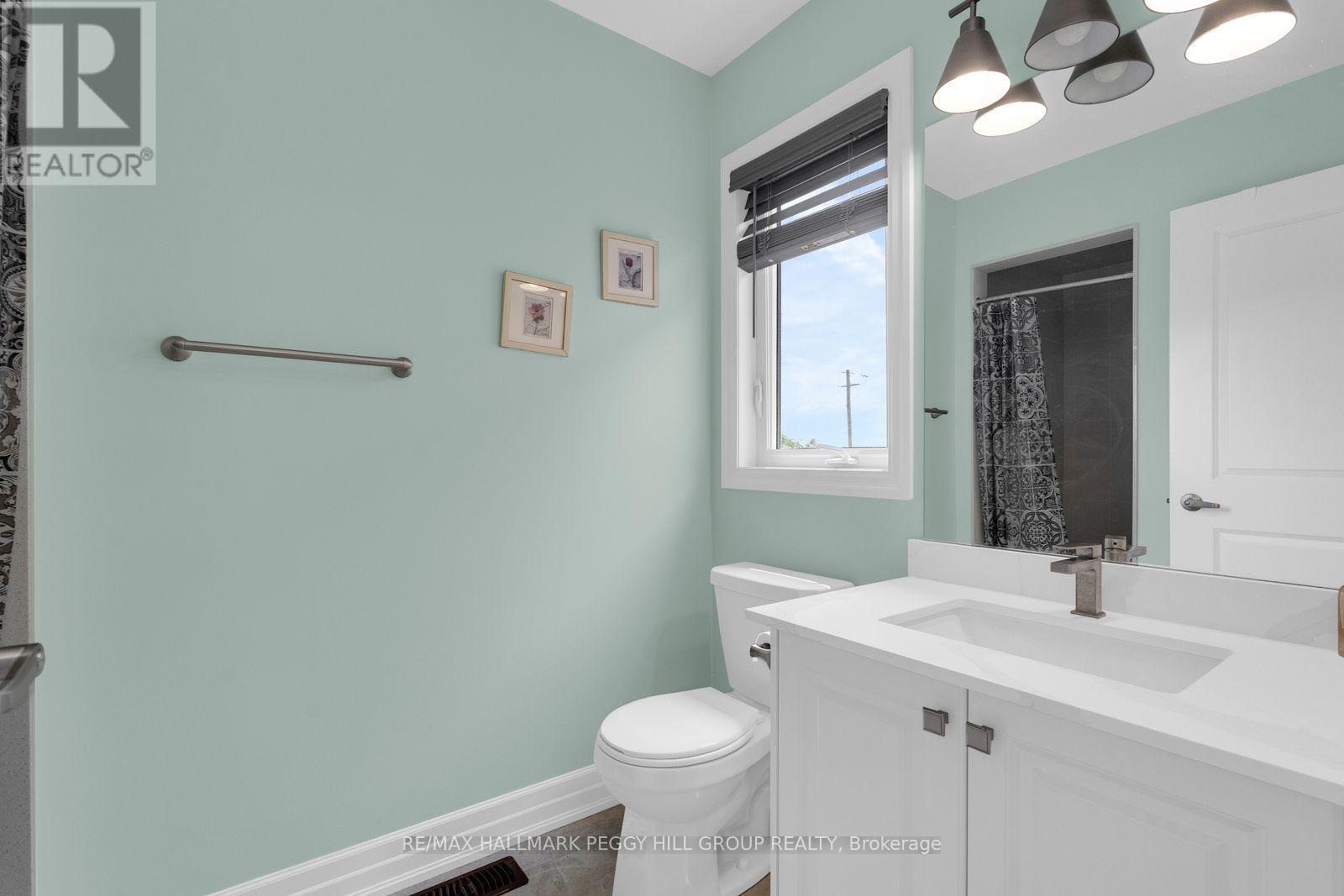 15 WAGNER CRESCENT - 14