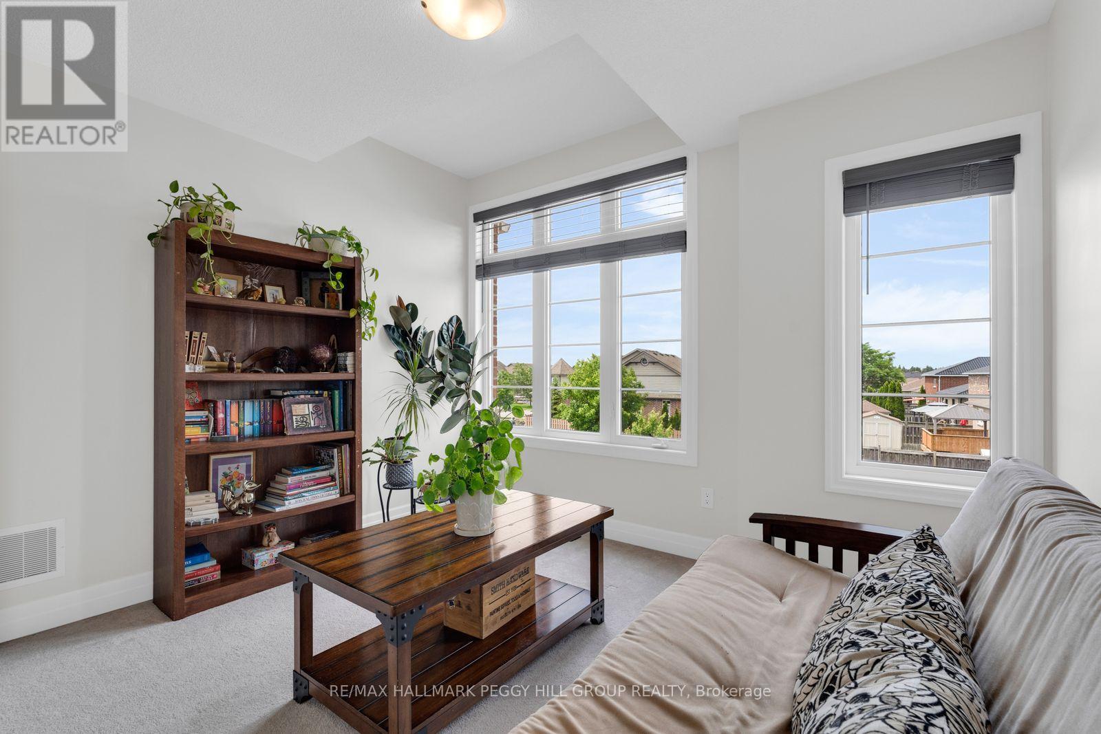 15 WAGNER CRESCENT - 17