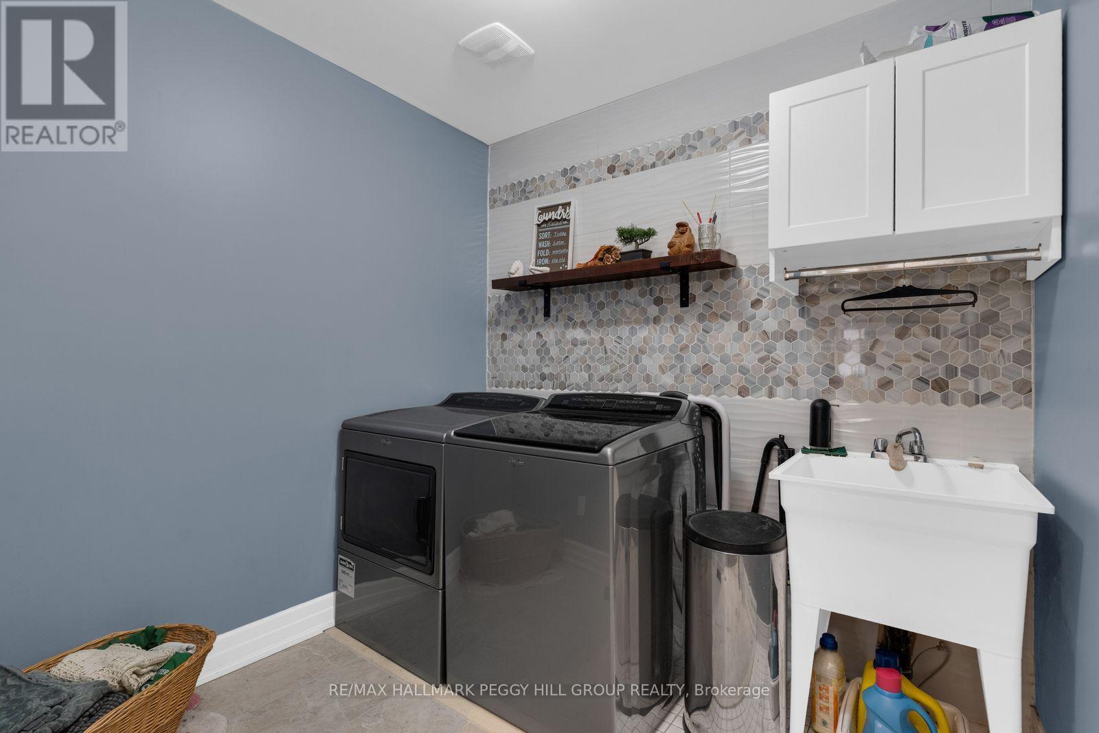15 WAGNER CRESCENT - 18